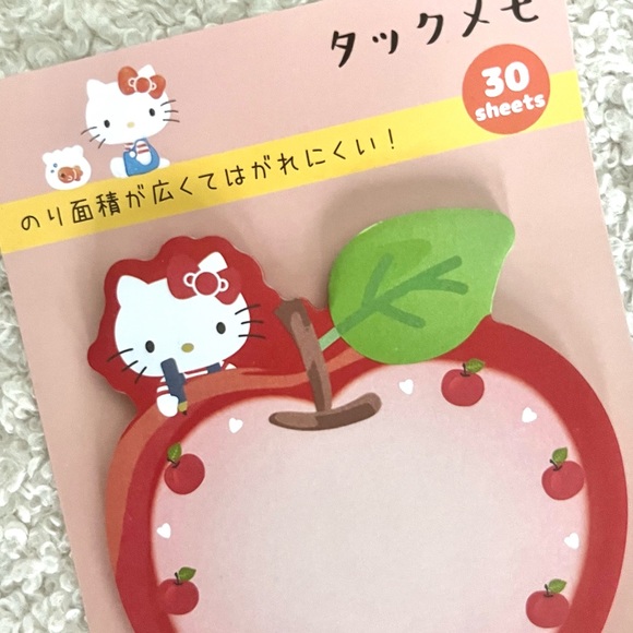 🏷️ Sanrio Hello Kitty kawaii red apple sticky notes - Picture 5 of 8